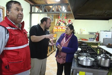 Empresarios indignados por graves pérdidas por corte de suministro eléctrico en Tongoy