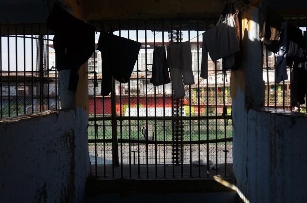 Acogen recurso de amparo por falta de agua y acceso a baños en cárcel de Ovalle