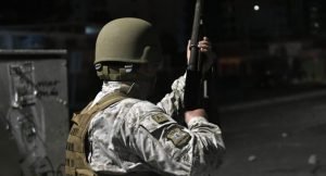 videos-muestran-momento-exacto-en-que-militares-dispararon-contra-vecinos-en-recoleta-1-750x400-740x400