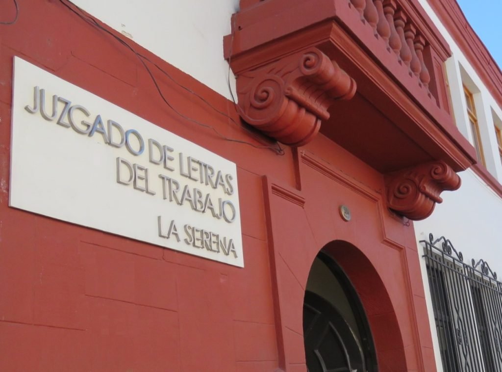 Tribunal de La Serena ordenó al Estado pagar la suma total de $859.077.351 a la constructora por incumplimiento de contrato en construcción de enlace Peñuelas