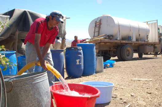 Corte Suprema ordena a Municipalidad de Nogales asegurar la provisión diaria de 100 litros de agua a cada habitante de la comuna