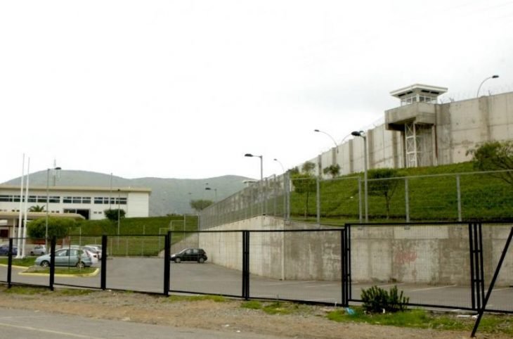 Formalizan a gendarme por tráfico de drogas al interior de la cárcel de Huachalalume