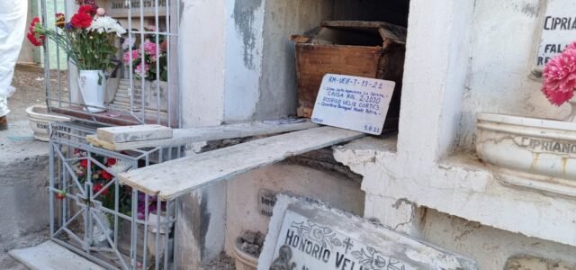 Realizan exhumación en cementerio de Monte Patria ante el eventual delito de sustracción de menores