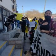 Comités de vivienda de La Serena y Coquimbo se manifiestan en el Serviu para exigir soluciones habitacionales