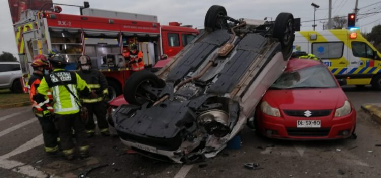 Colisión múltiple en La Serena deja 10 personas lesionadas