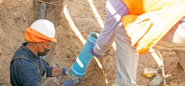 Aguas del Valle invierte más de $98 millones en renovación de redes de alcantarillado en La Serena
