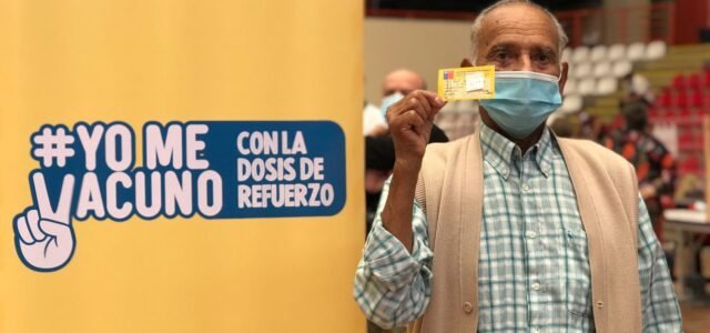 Inicia vacunación por cuarta dosis con alta participación en La Serena