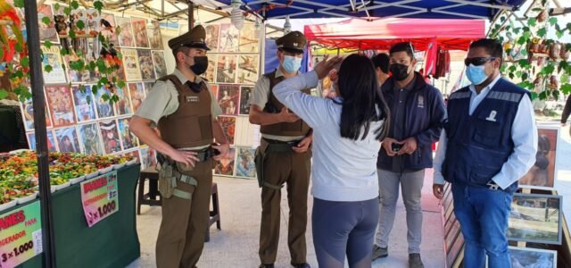 Cobraban hasta un millón de pesos: Municipio de Coquimbo revoca permiso de funcionamiento a feria de Avenida Costanera por serias irregularidades