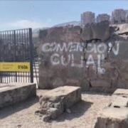 En medio de visita de la CC: Vandalizan monumento de las Ruinas de Huanchaca en Antofagasta