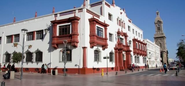 Leaseback : El Municipio de La Serena establece el Edificio Consistorial, el Polideportivo y la Delegación de Las Compañías como bienes hipotecables para obtener nuevos recursos