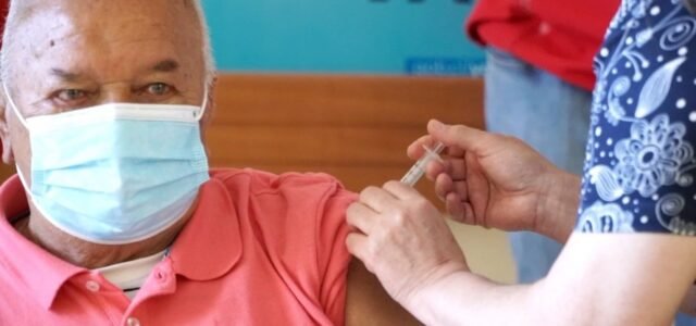 Seremi Paola Salas: “ En las próximas tres semanas la región podría retroceder a una fase intermedia si no nos ponemos al día en el proceso de vacunación  ”