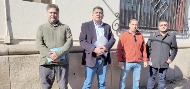 Trabajadores de minera Los Pelambres temen el cierre o la paralización temporal de la compañía por bloqueos de caminos