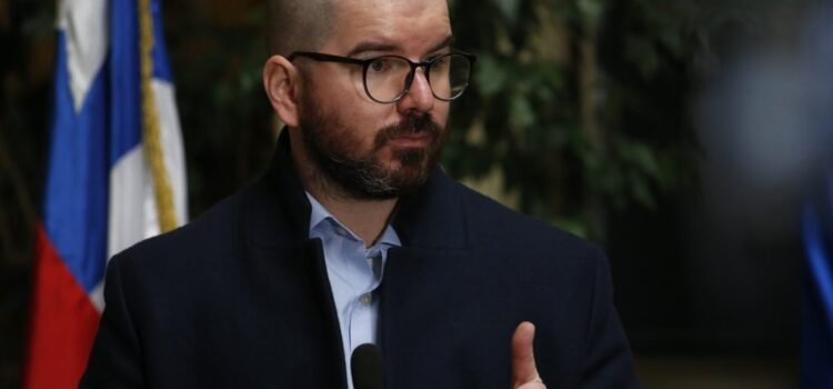 Ministro Jackson, tras críticas de la ex concertación: “Dimos vuelta esa página e invitamos a trabajar a todos los sectores en las transformaciones”