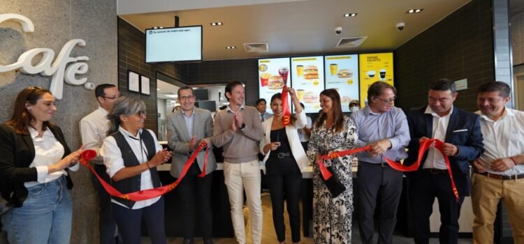 Más de 140 puestos de trabajo generará restaurante de comida rápida ubicado en La Cantera