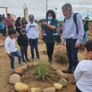 Jardín Infantil recupera ladera con flora nativa de Huentelauquén