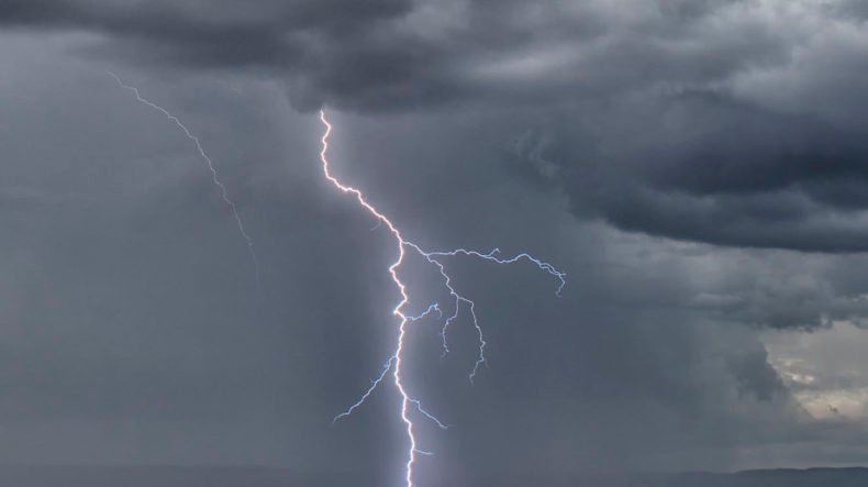 tormenta-electrica-norte-lluvias-antofagasta-05122016-790x443