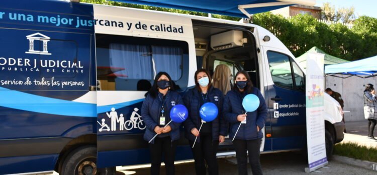 Bus de la justicia comienza en Pisco Elqui su recorrido 2023 en la jurisdicción de La Serena