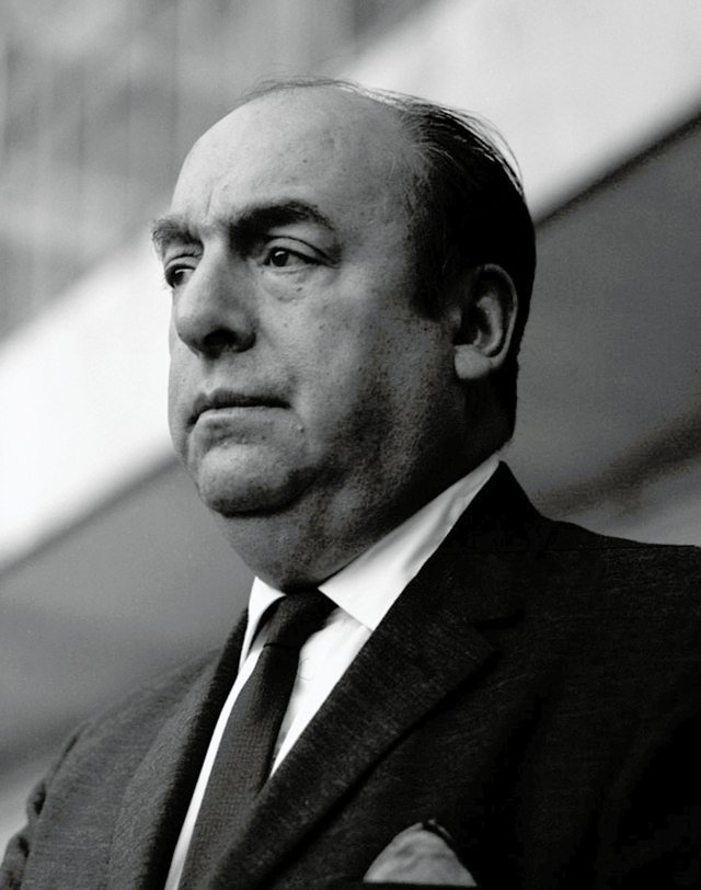 Pablo_Neruda_1963