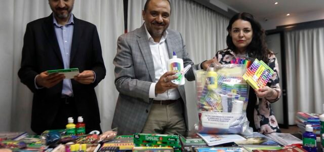 Mineduc entrega orientaciones a apoderados para la compra de útiles, textos y uniformes escolares