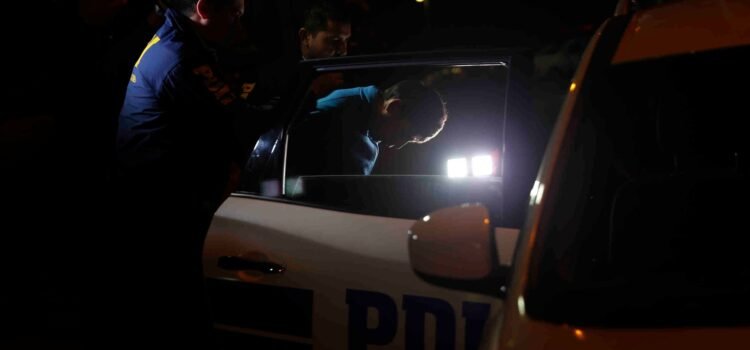 PDI detiene a hombre que fingió ser policía para exigir atención en ferretería de Los Vilos