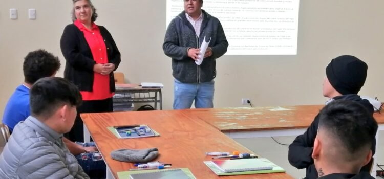 Jóvenes en proceso de reinserción buscan una nueva oportunidad en la pequeña minería