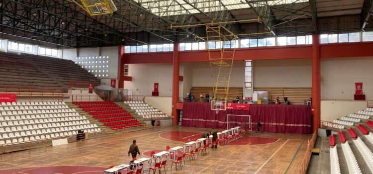 Elecciones 7 de mayo: Carabineros dispone del Coliseo de La Serena como punto central para presentar excusas.