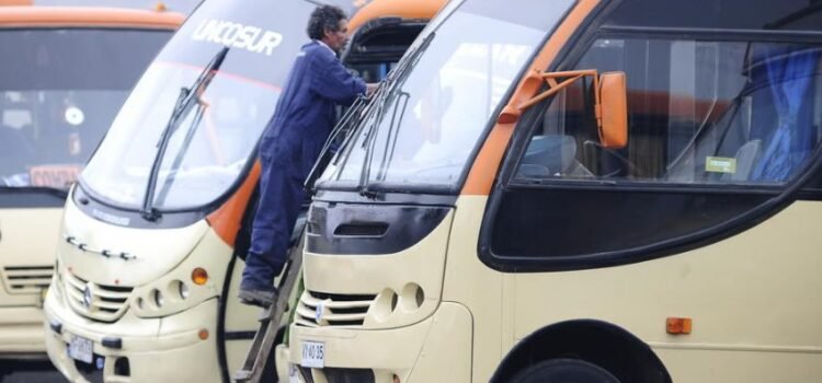 Conductores de Lincosur exigen seguridad: Caravana de micros en La Serena tras agresión a chofer