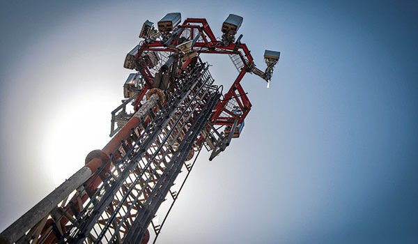 Más de mil habitantes de San Marcos, cerca de Combarbalá, se mantienen sin conexión y pagando plan mensual por incumplimiento de Wom a instalación de 5G