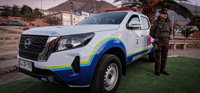Para otorgar mayor seguridad: Entregan nueva camioneta para patrullaje municipal en La Higuera