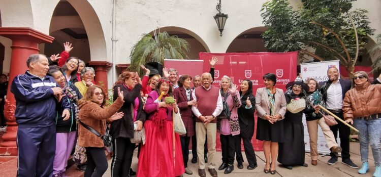 Corporación Gabriel Gonzalez Videla y Municipio de La Serena inauguran mes del adulto mayor