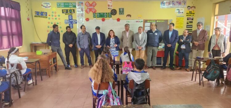 En Vicuña se invierten más de 1.000 millones de pesos para reparación de escuelas