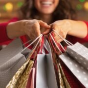 ¿Cuáles son los derechos de los consumidores para una compra navideña segura?