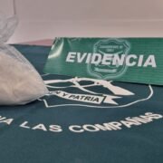 2.400 dosis de pasta base: Un chileno de 42 años, un boliviano de 30 y una menor de 14 años fueron detenidos en Las Compañías