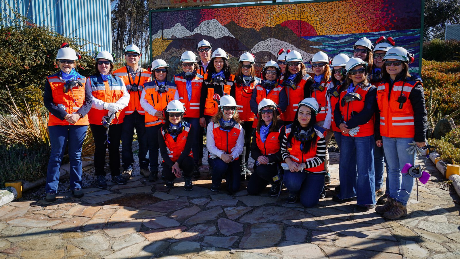 Foto MLP - Día Internacional de Mujer en Minería (1)