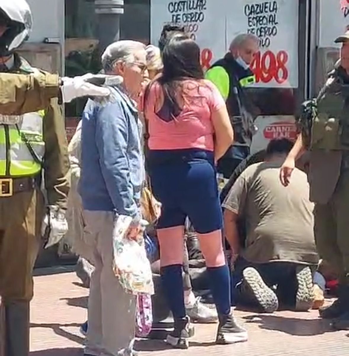 Comerciante ambulante muere en confuso incidente con guardias municipales