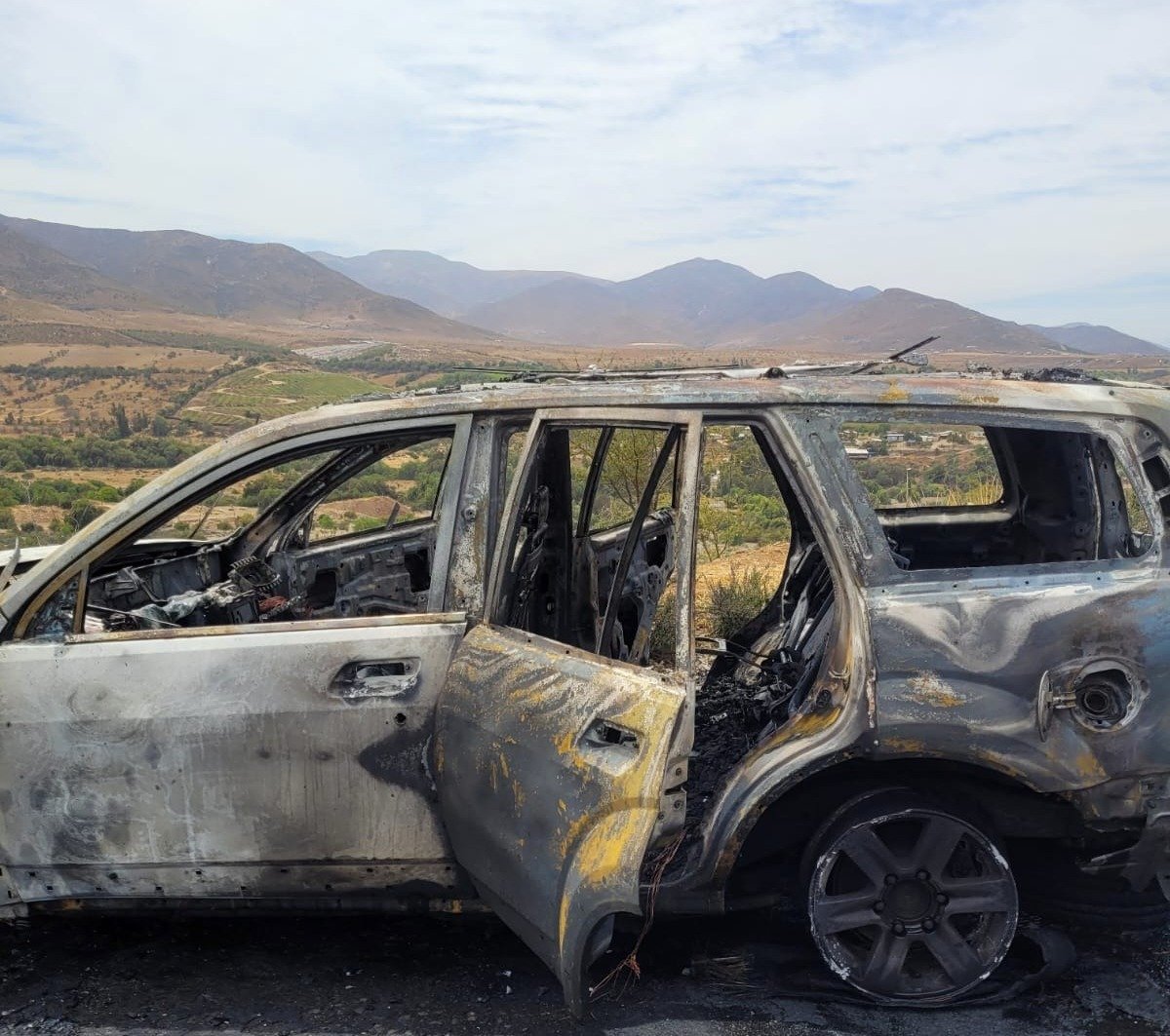 Hombre atropella deliberadamente a su pareja, se fuga e incendia el vehículo. Es detenido por femicidio frustrado en Ovalle