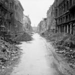 Destruction-in-a-Berlin-street-zpstycja3mg