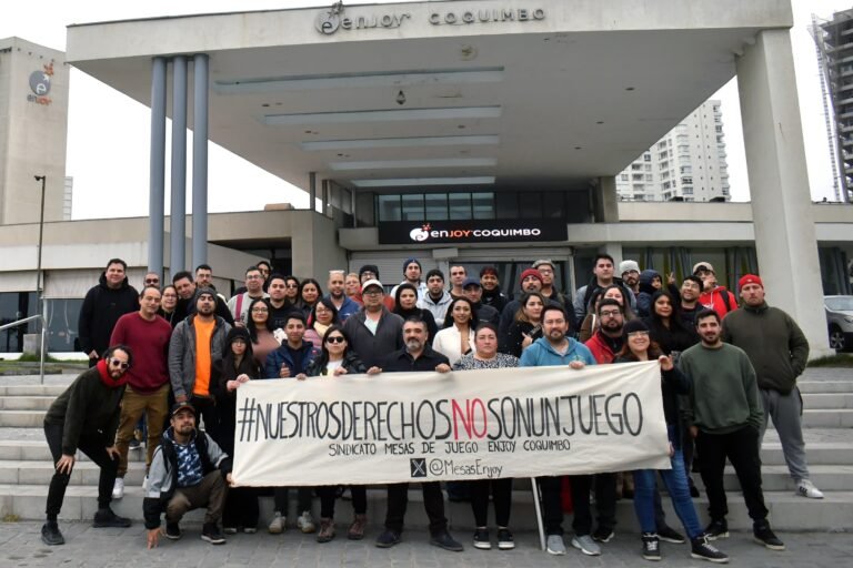 Histórico: sindicato de croupiers vota huelga y responde con apoyo transversal a negativa de Enjoy Coquimbo