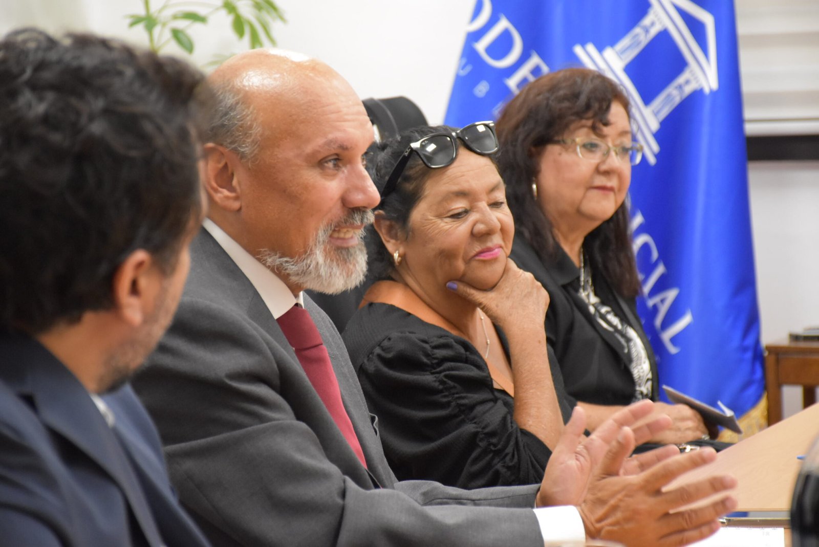 Ministro de causas de Derechos Humanos de la Corte de La Serena ordena exhumación de posibles víctimas de represión