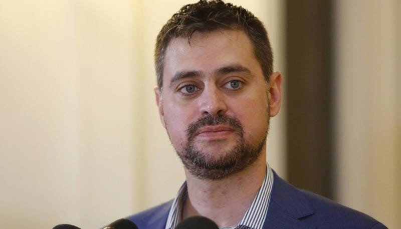 Diputado Daniel Manouchehri: “Esta decisión política es una mentira”