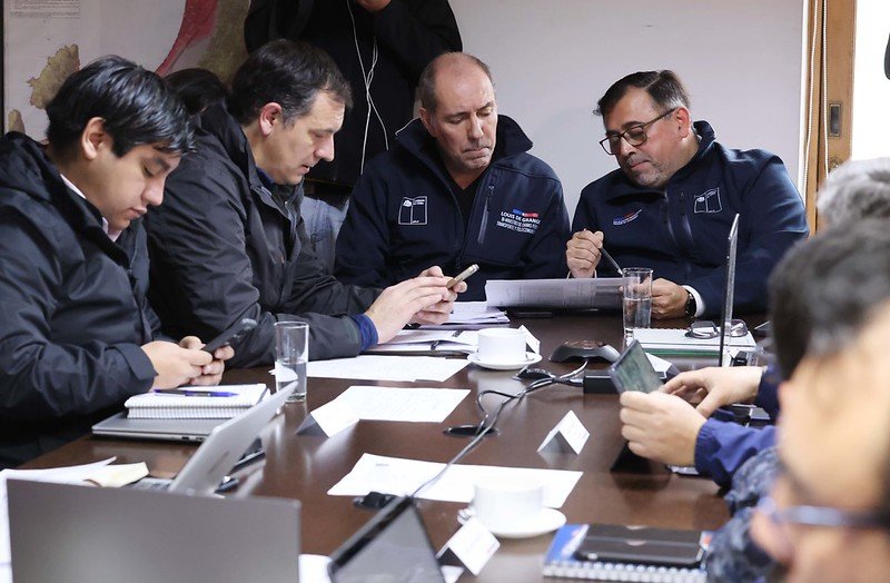 Biministro De Grange señala flancos en la región: conectividad vial y abastecimiento de agua