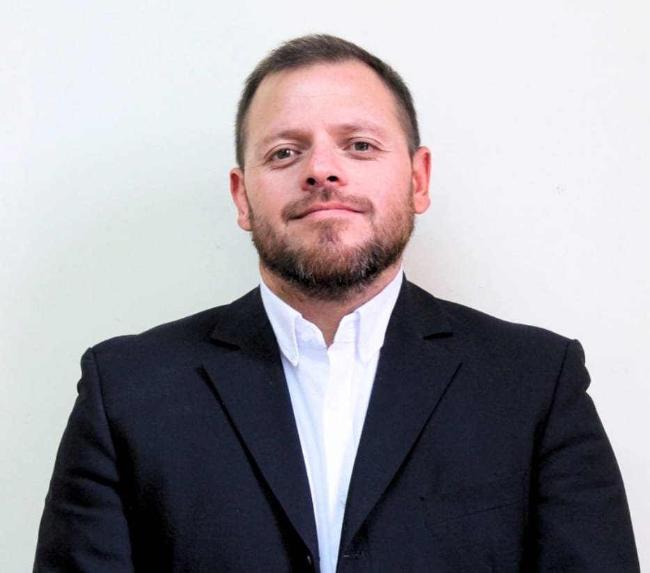 RN explica por qué no respaldó declaración de apoyo al delegado presidencial Víctor Pino