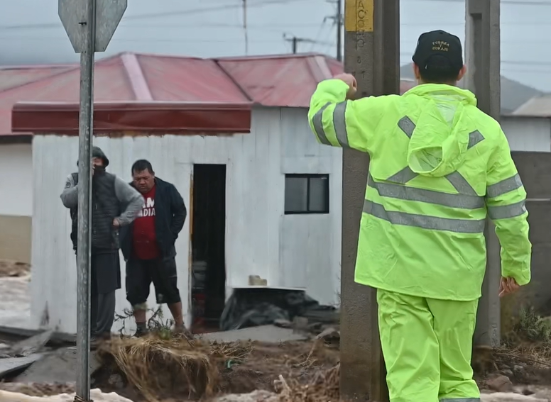 Municipio de Coquimbo apoya la evacuación de familias en la comuna
