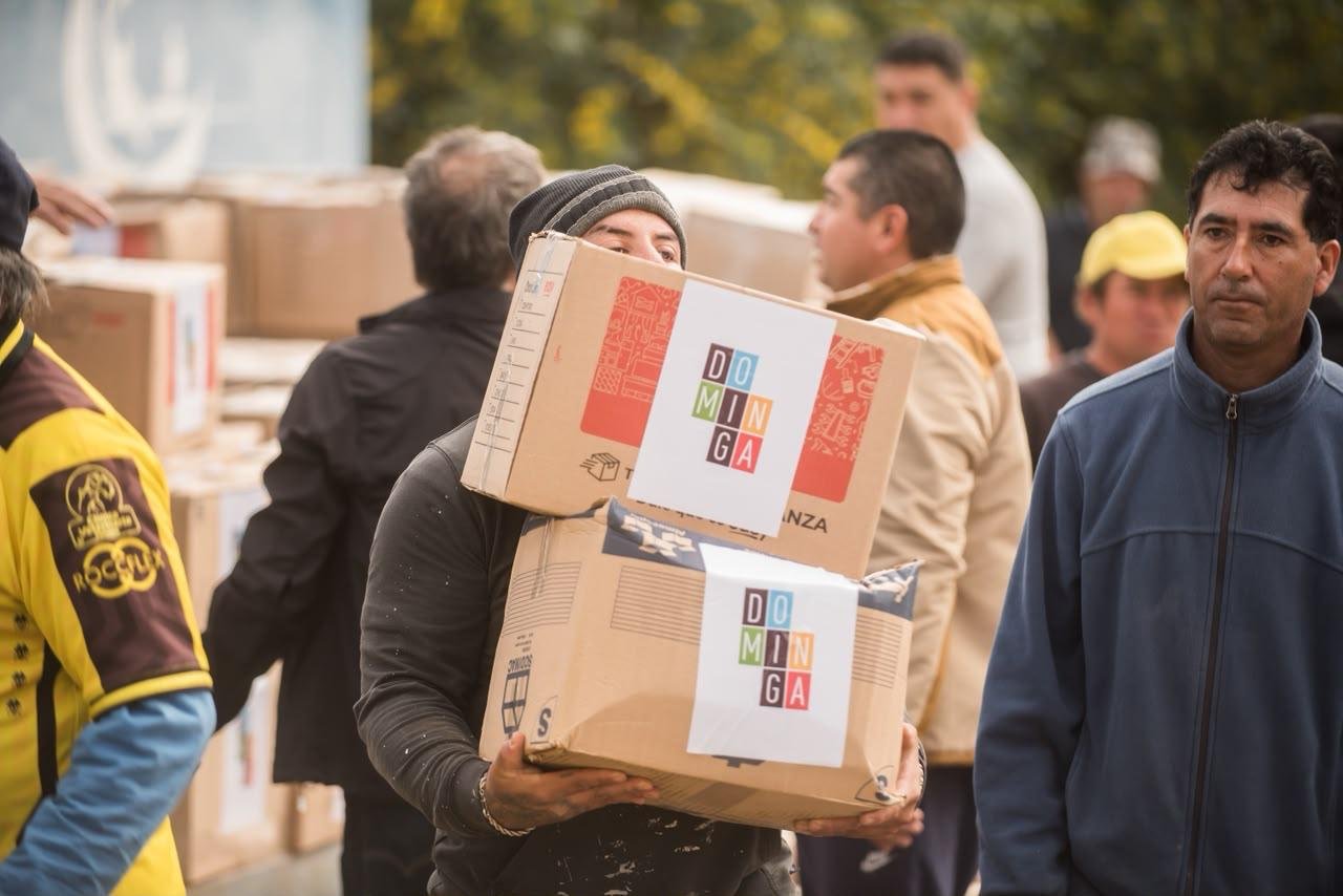 Federación de pescadores de La Higuera y Dominga distribuyen ayuda a la comunidad tras duro temporal