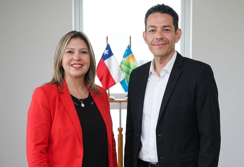 Gobernador Juliá y Consejera Paola Cortes niegan vínculos con la “Cuota Fuenzalida”