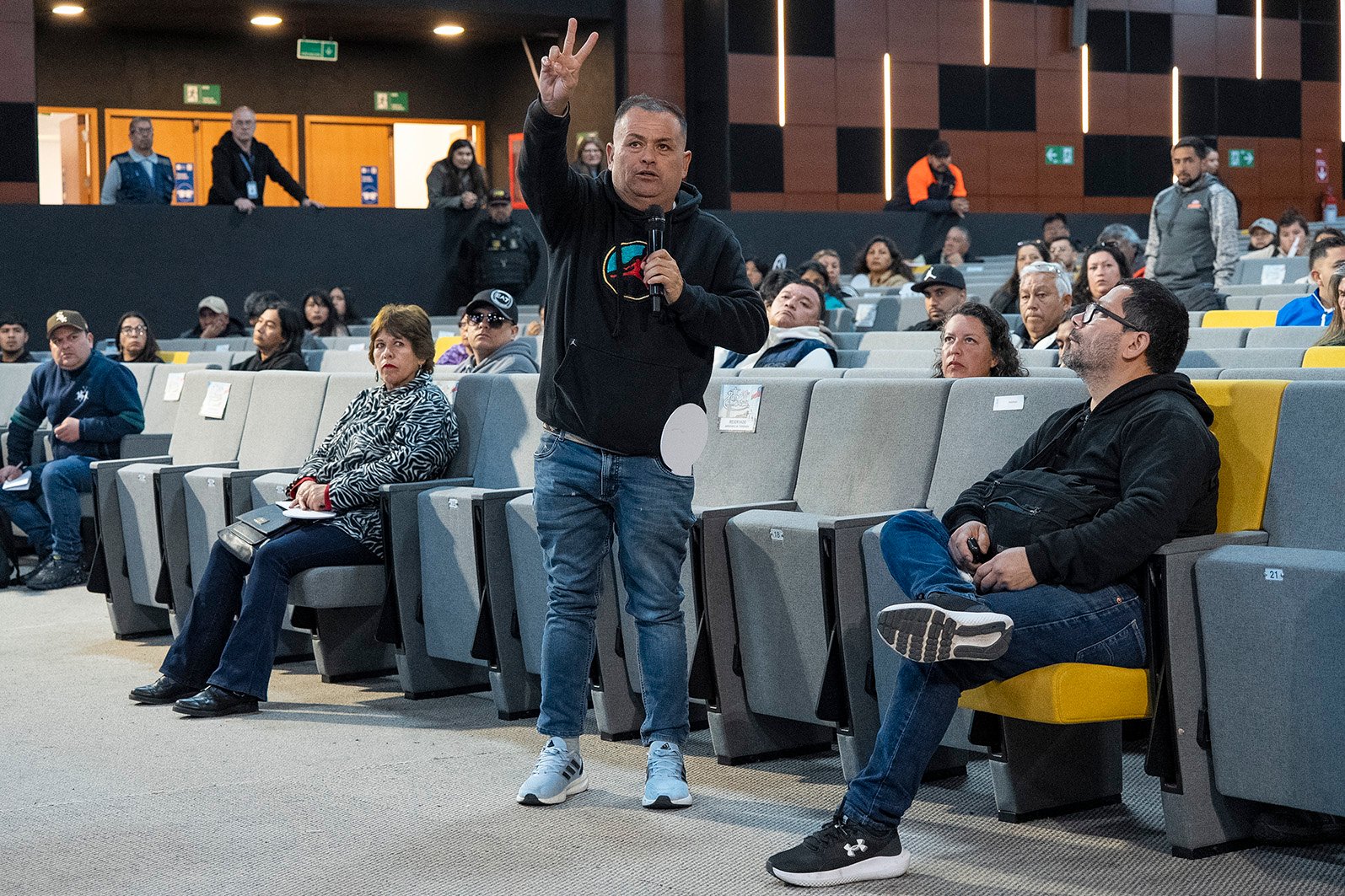 Comerciantes participan del remate de puestos de La Pampilla y preparan su regreso a la Fiesta más grande de Chile