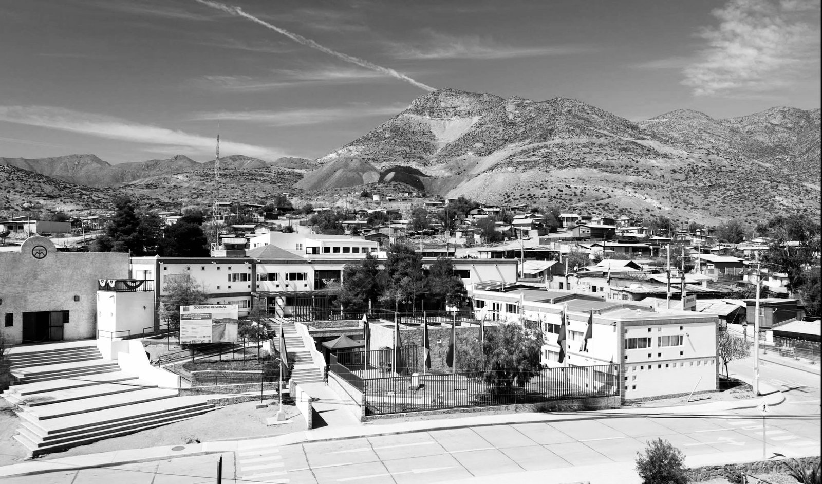TRES DÍAS DE DUELO COMUNAL EN LA HIGUERA TRAS PERDIDA DE DOS FUNCIONARIOS MUNICIPALES