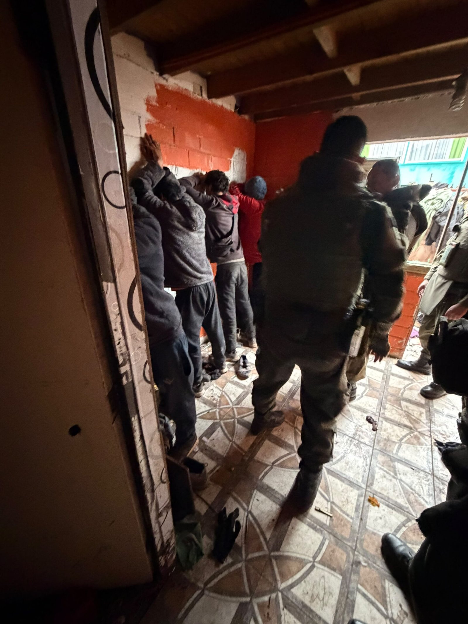 OVALLE: SEIS DETENIDOS TRAS OPERATIVO POLICIAL POR DESÓRDENES Y DISPAROS EN LOS LEICES