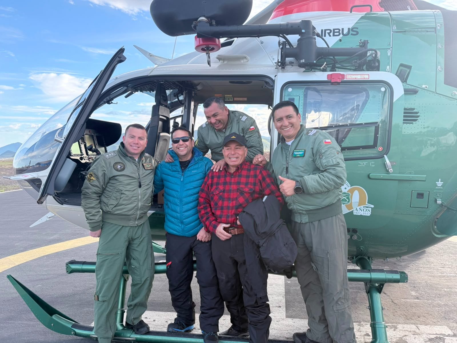 GOBIERNO GESTIONA APOYO AÉREO DE CARABINEROS PARA RELEVAR A PERSONAL AISLADO EN EMBALSE LA LAGUNA