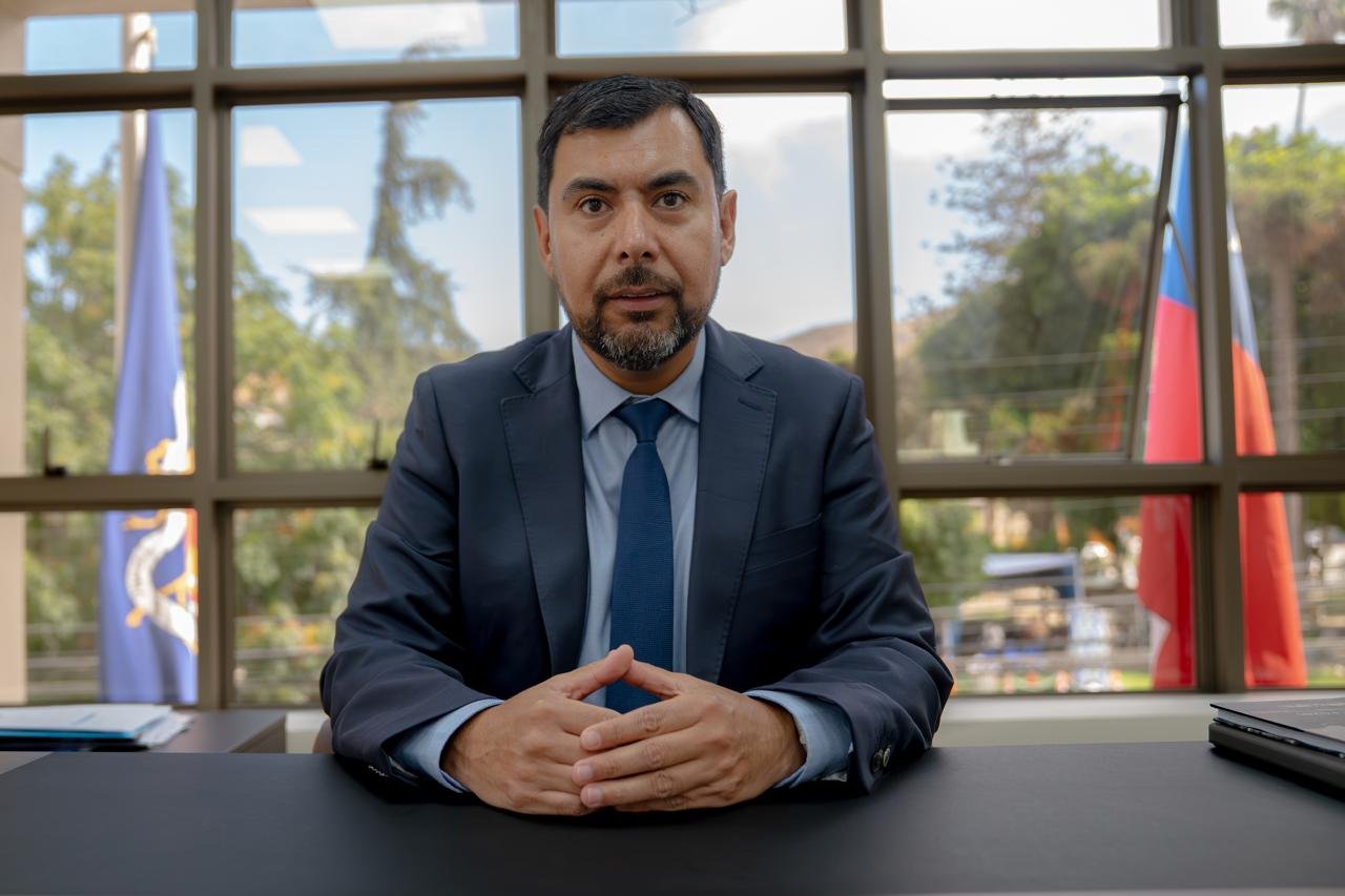 DENIS CORTÉS CUESTIONA REGLAMENTO DE SEGURIDAD MUNICIPAL: “SE COMETIÓ UNA TORPEZA”